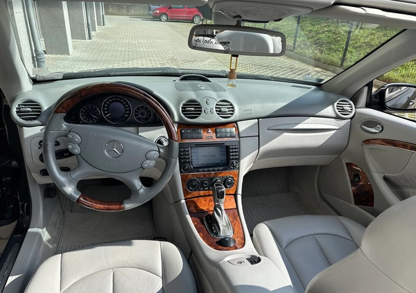 Mercedes-Benz CLK cena 37900 przebieg: 225752, rok produkcji 2004 z Ciechanów małe 92